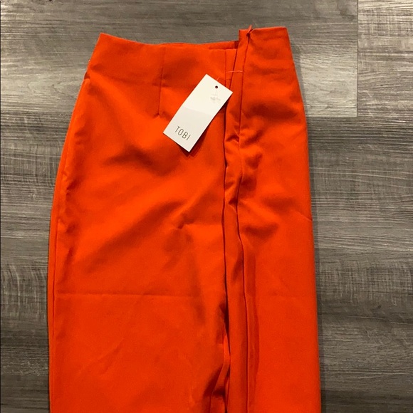 Red two piece set - Picture 5 of 5